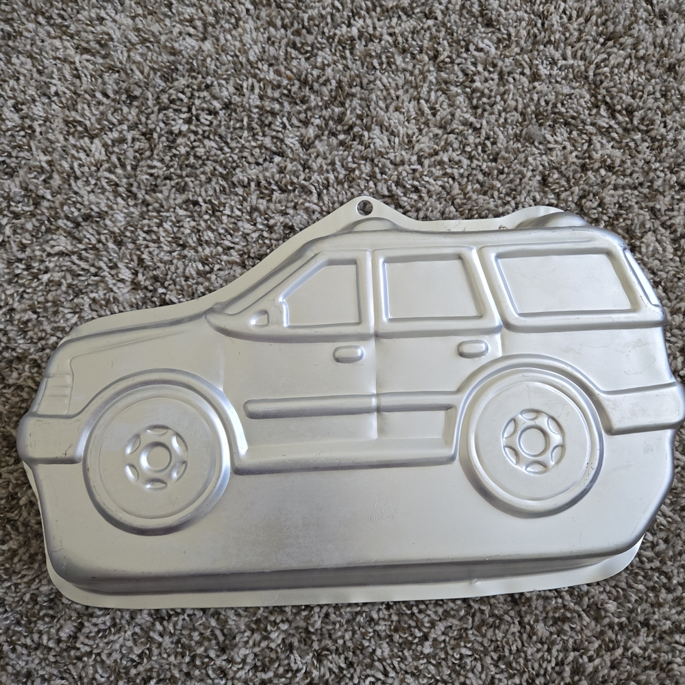 Silver SUV Shaped Cake Pan